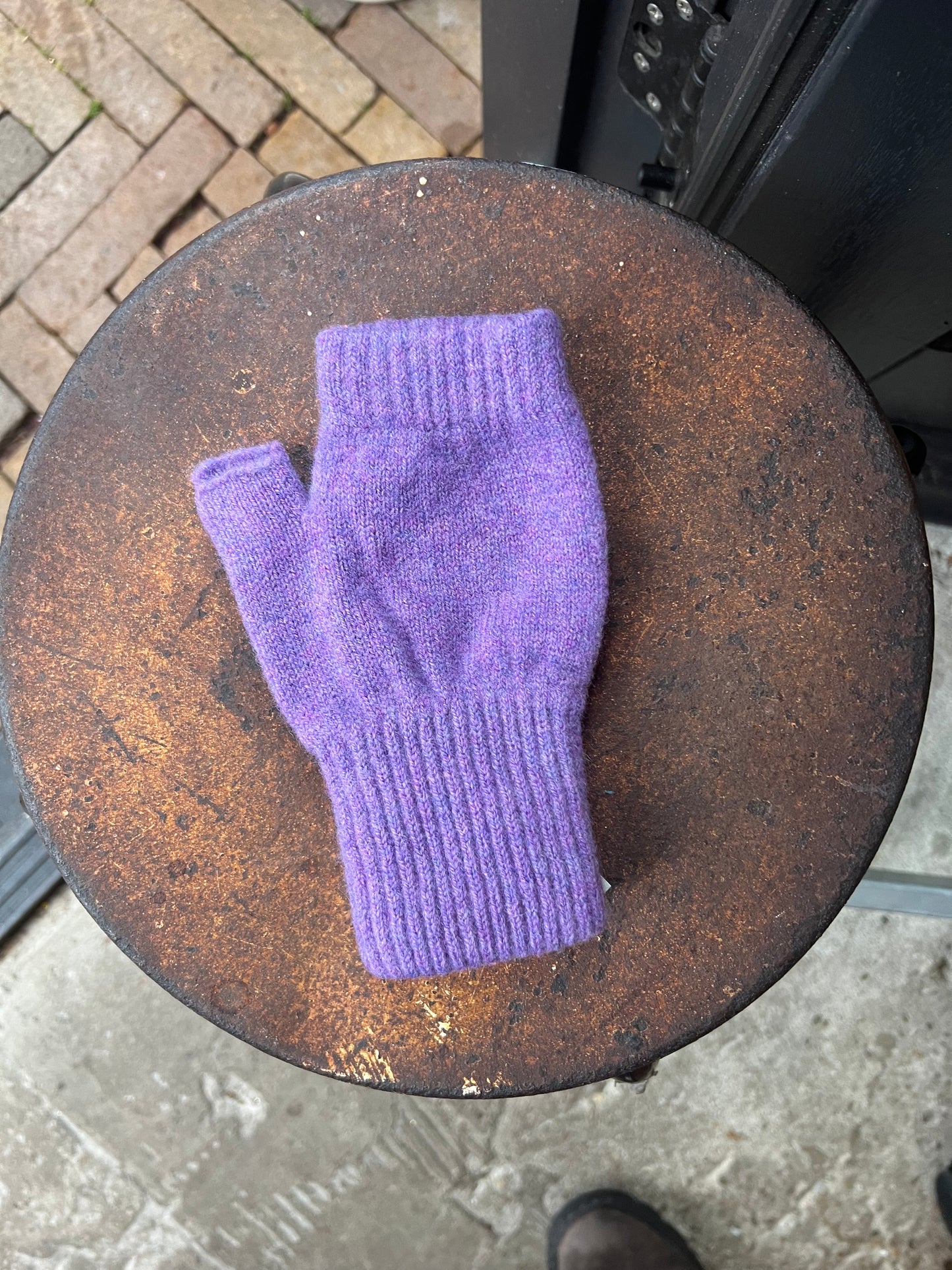 Fingerless Short Gloves - 24 colors