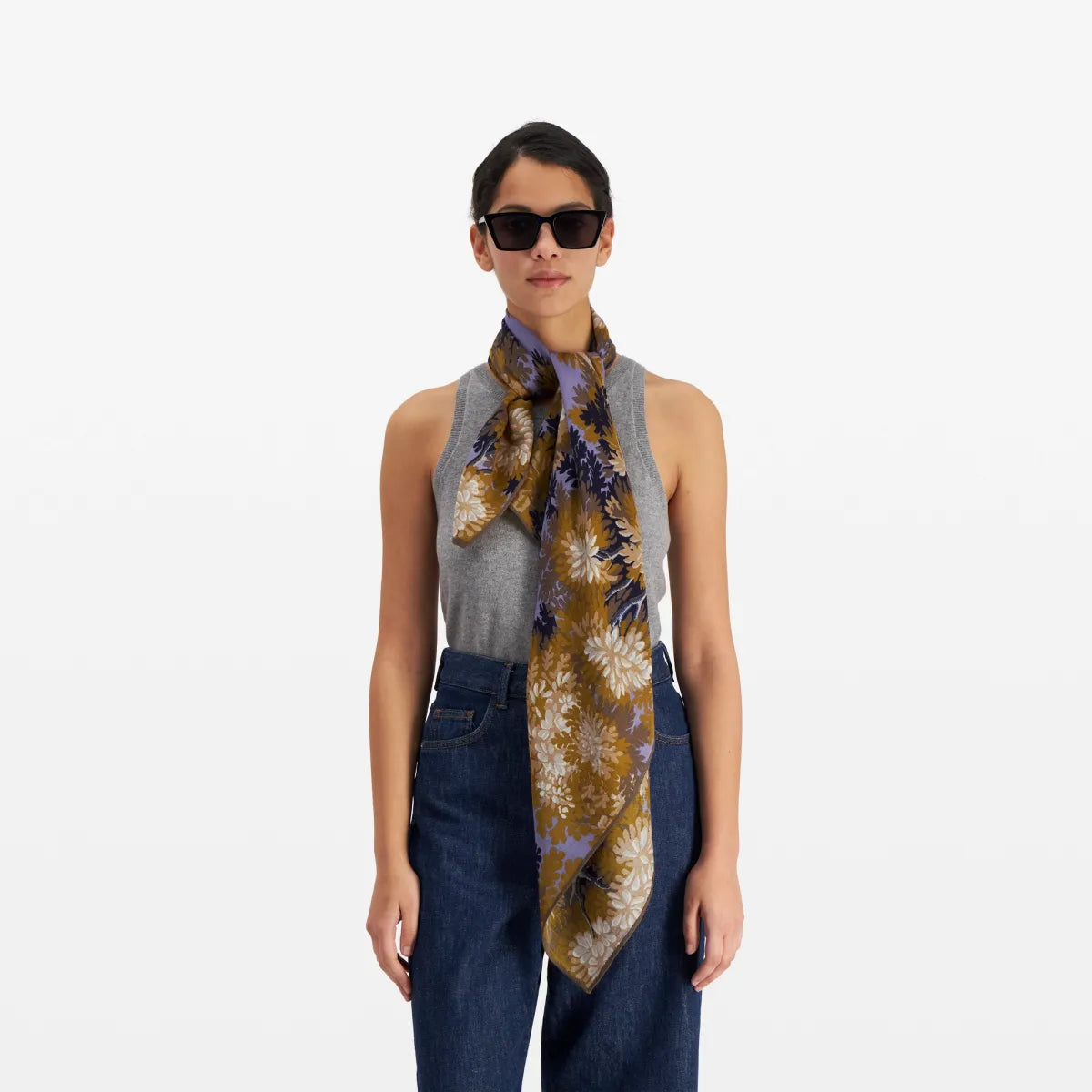 Square Scarf - Fontainebleau Lilac