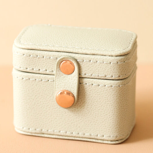 Petite Travel Ring Box in Grey